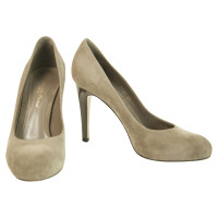 Gianvito Rossi Pumps/Peeptoes Suède in Taupe