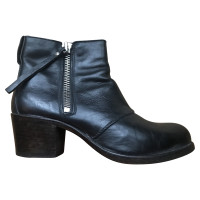 Moma Ankle boots Leather in Black