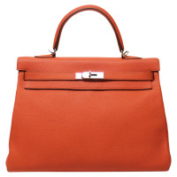 Hermès Kelly Bag 35 aus Leder in Orange