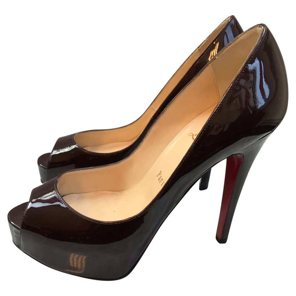 Christian Louboutin Pumps/Peeptoes Patent leather in Bordeaux