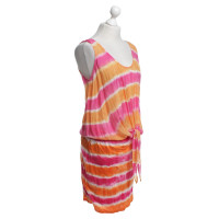 Velvet Robe avec des motifs de batik
