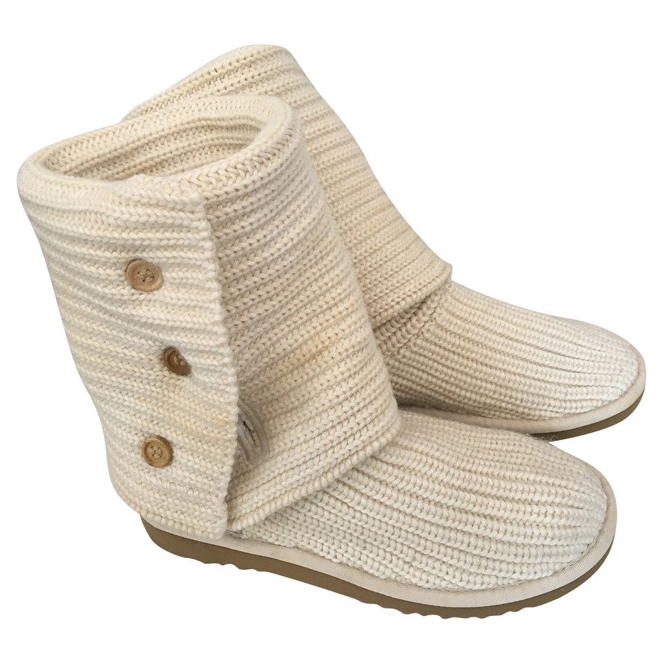 Ugg Australia "Cardy" booties