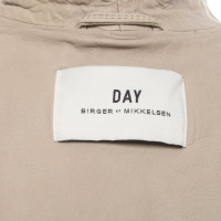 Day Birger & Mikkelsen Jacke/Mantel aus Leder in Beige