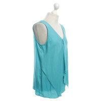 Laurèl Sleeveless shirt in turquoise