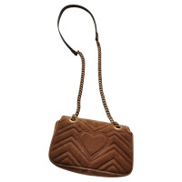 Gucci GG Marmont Velvet Shoulder Bag in Braun