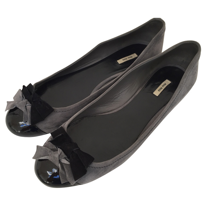 Miu Miu Ballerinas mit Schleife