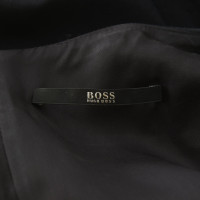 Hugo Boss Kleid mit Streifenmuster