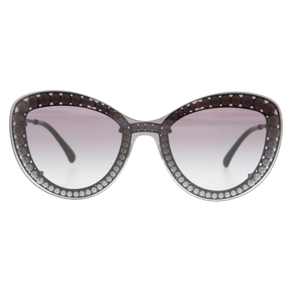 Chanel Sonnenbrille mit Applikation