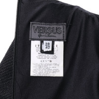 Versus Vestito di nero