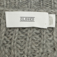 Closed Pullover in Grau 