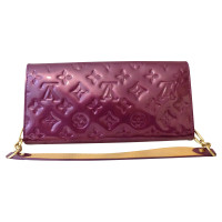 Louis Vuitton Clutch Bag Patent leather in Violet