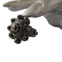 Chanel Ring - SPIKES & CC logo op metalen stof