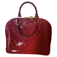 Louis Vuitton Alma in Pelle verniciata in Rosso