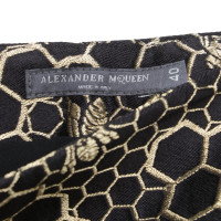 Alexander McQueen Shorts mit Bienenmuster