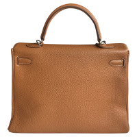 Hermès Kelly Bag 35 Leather in Ochre