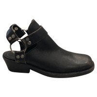 Balenciaga Slipper/Ballerinas aus Leder in Schwarz