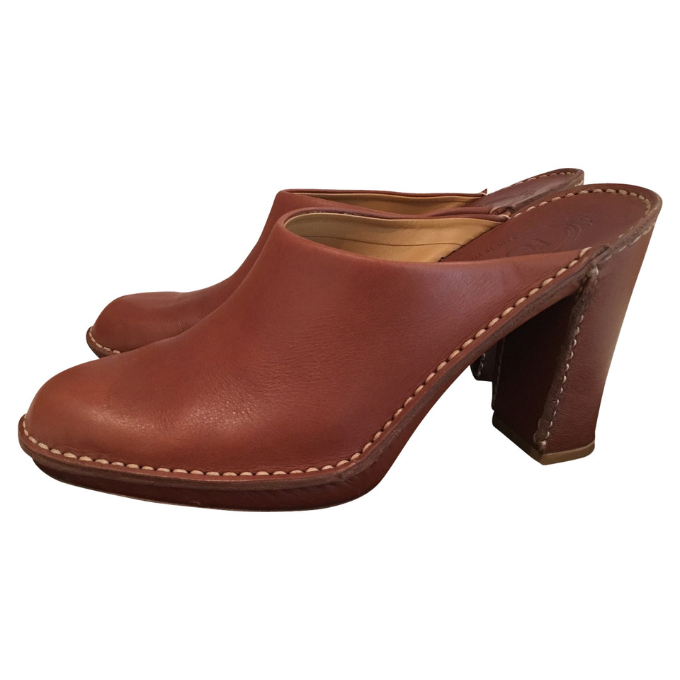 Tod's Mules in brown 