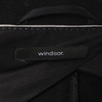 Windsor Mantel in Schwarz