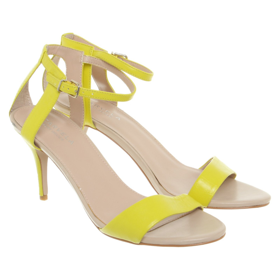 Kurt Geiger Sandales en Cuir en Jaune