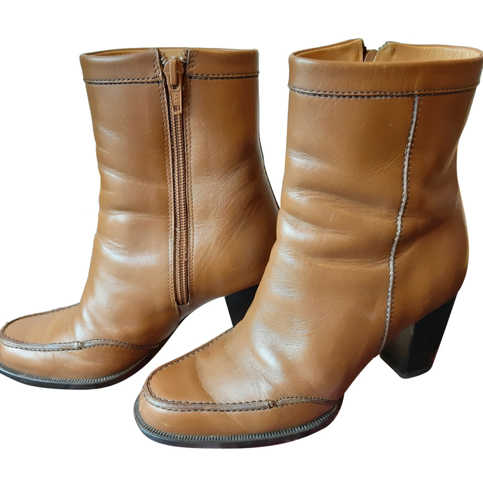 Hogan Boots Leather in Brown
