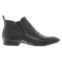 Chloé Chelsea boots in black