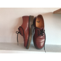 Dr. Martens Chaussures à lacets en Cuir en Bordeaux