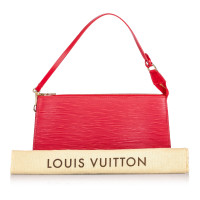 Louis Vuitton Pochette Leather in Red