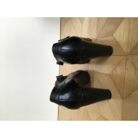 Chie Mihara Pumps/Peeptoes Leather in Black