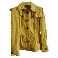 Burberry Veste/Manteau en Jaune