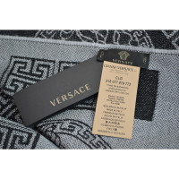 Versace Scarf/Shawl Wool