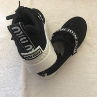 Miu Miu Sneakers in Schwarz