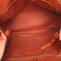 Burberry Handtasche aus Leder in Orange