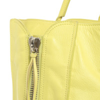 Balenciaga Handtasche aus Leder in Gelb