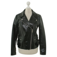 Victoria Beckham Lederjacke im Bikerlook