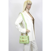 Gianni Versace Handtasche aus Leder in Grün