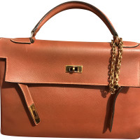 Hermès Kelly Bag 35 Leather in Orange