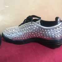 Pinko Sneakers aus Leder in Silbern