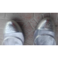 Chanel Pumps/Peeptoes Leather in Silvery