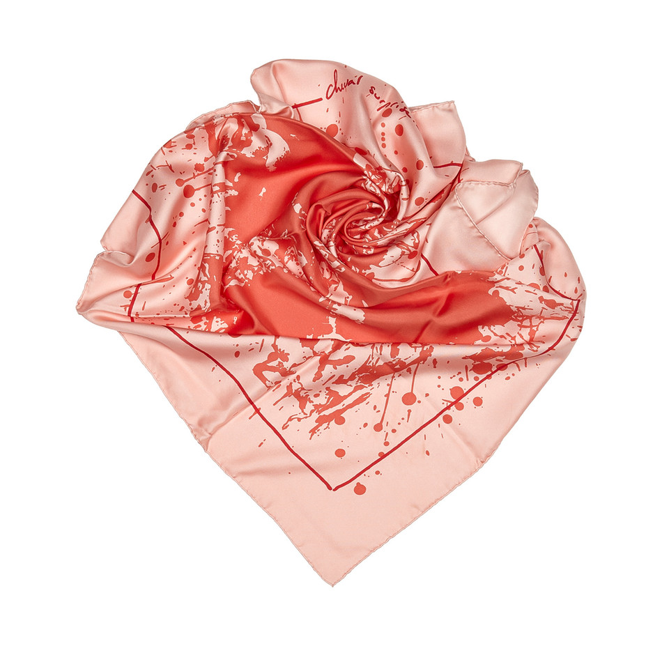 Hermès Echarpe/Foulard en Soie en Rose/pink