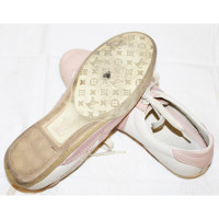 Louis Vuitton Trainers Leather in Pink