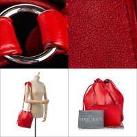 Alexander McQueen Handtasche aus Leder in Rot