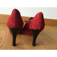 Luciano Padovan Pumps/Peeptoes Suede in Red