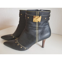 Louis Vuitton Ankle boots Leather in Black