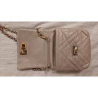 Lanvin Umhängetasche aus Leder in Beige