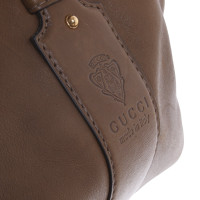 Gucci Handtasche aus Leder in Oliv