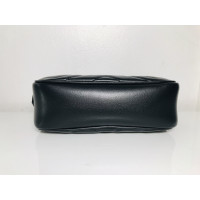 Gucci GG Marmont Camera Bag Mini in Pelle in Nero