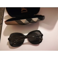 Burberry Sunglasses in Black