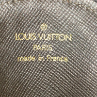 Louis Vuitton Tasje/Portemonnee in Kaki
