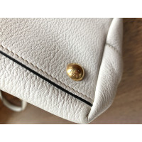 Prada Sac fourre-tout en Cuir en Blanc