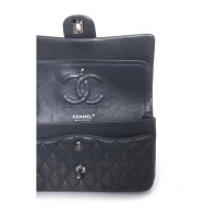 Chanel Flap Bag in Pelle in Grigio